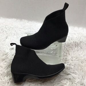 San Miguel stretch sock Telfair Black Ankle Boots